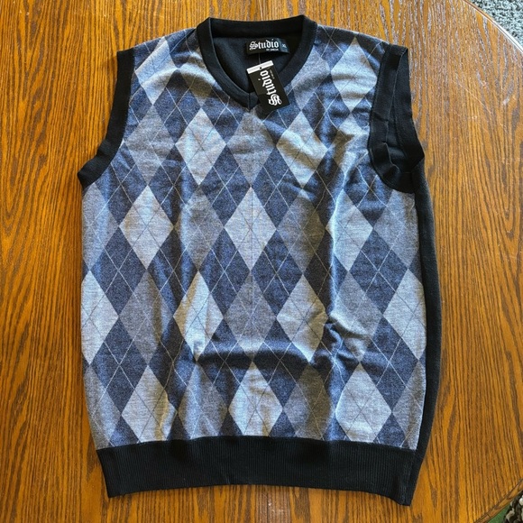 NWT Studio by Omega Argyle Blue Gray and Black Men’s Knitted Vest Size XL - Picture 1 of 6